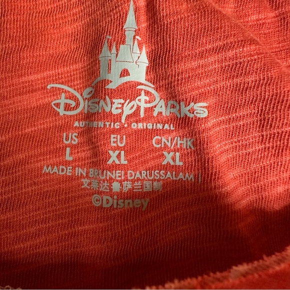 NWT Disney Parks Women’s Surf Tank Top. Size Large - Picture 8 of 9